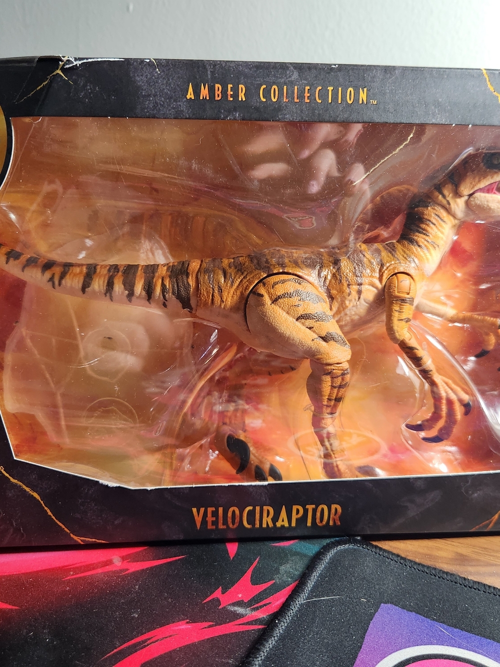 Jurassic World Amber Collection Velociraptor.